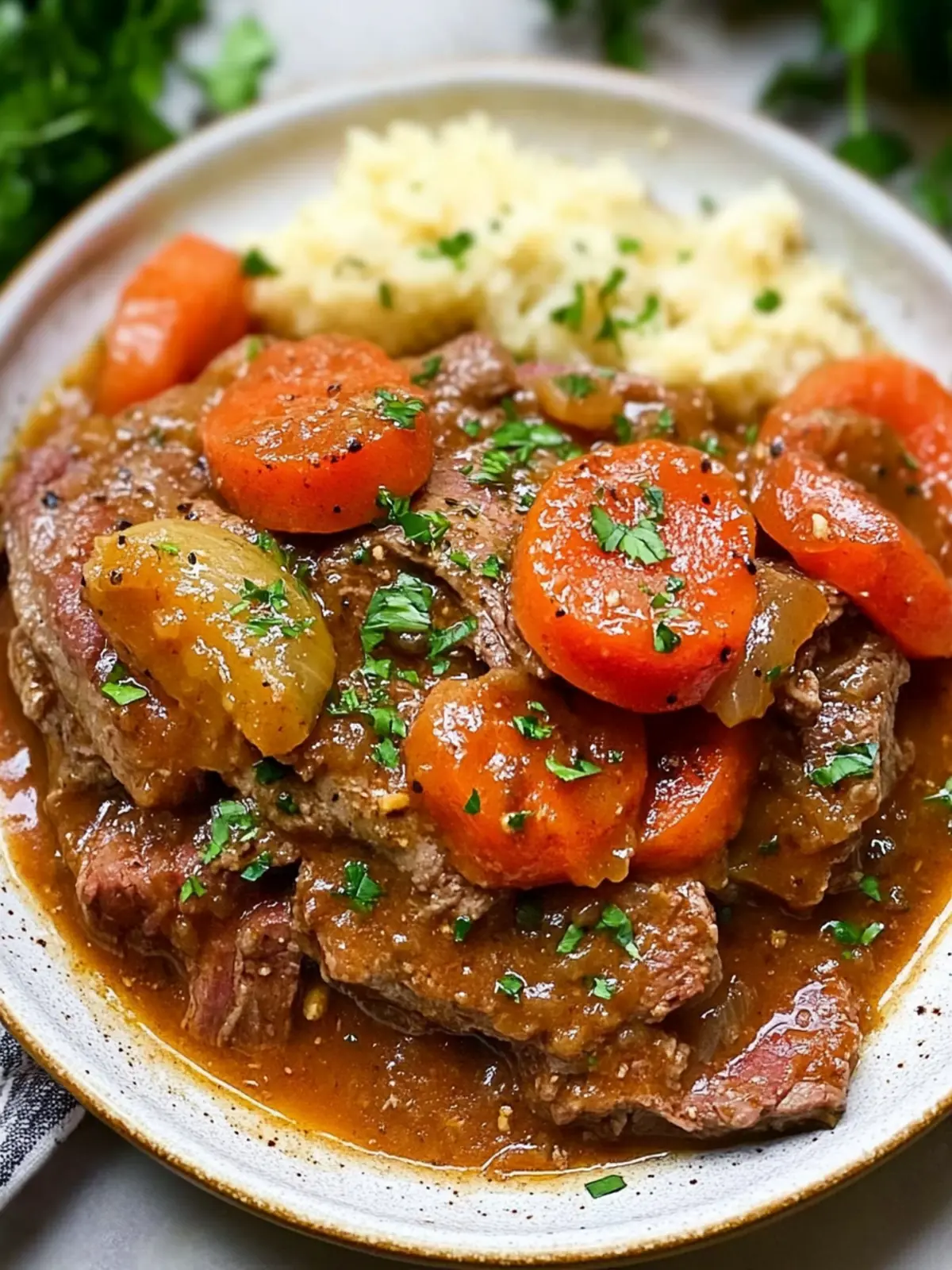 Slow Cooker Swiss Steak: Savory, Tender Comfort in One Pot 3 Slow Cooker Swiss Steak